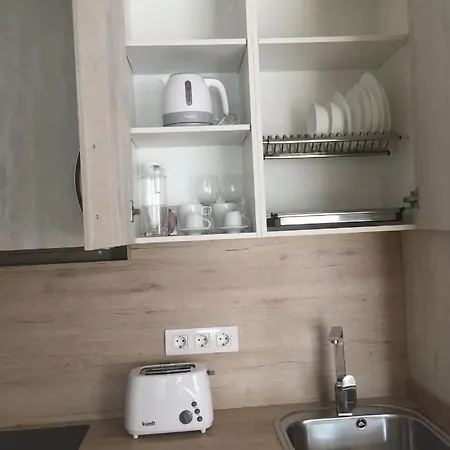 Independiente Estudio En Acogedora Casita De Mai شقة *