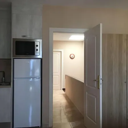 Independiente Estudio En Acogedora Casita De Mai *