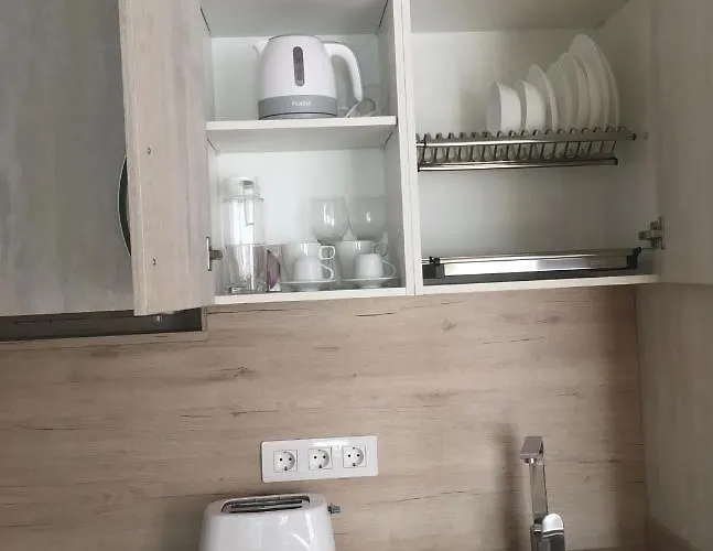 Independiente Estudio En Acogedora Casita De Mai Διαμέρισμα *